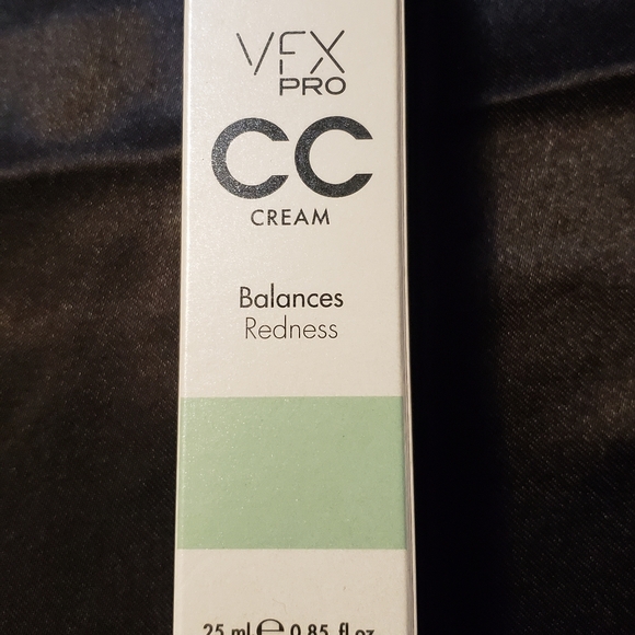 Farmasi VFX Pro Color Correcting Cream - Picture 2 of 2